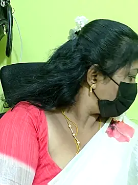 Snapshot of Tamil_Mithra chatting on 07.28.26 Tamil Mithra online show from 07.28.26