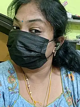 Snapshot of Tamil_Mithra chatting on 07.30.26 Tamil Mithra online show from 07.30.26