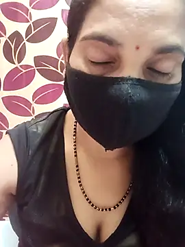 Snapshot of Payal-001 chatting on 09.28.25 Payal-001 online show from 09.28.25