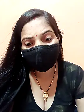 Snapshot of Payal-001 chatting on 10.16.25 Payal-001 online show from 10.16.25