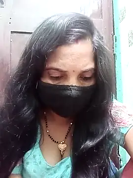 Snapshot of Payal-001 chatting on 11.02.25 Payal-001 online show from 11.02.25