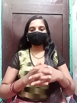 Snapshot of Payal-001 chatting on 11.13.25 Payal-001 online show from 11.13.25