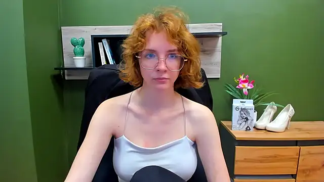 juicyPenny online show from 09.18.25