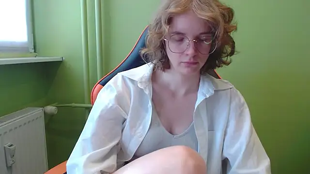 juicyPenny online show from 05.05.26