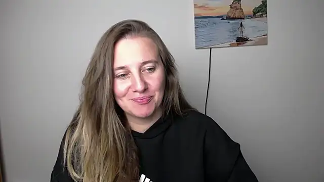 Snapshot of Darklure_ chatting on 10.09.25 Darklure  online show from 10.09.25