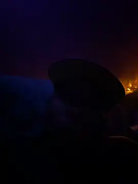 Snapshot of RandalHot chatting on 09.16.25 RandalHot online show from 09.16.25