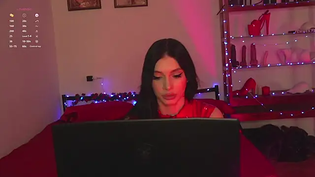 Snapshot of Olivia_Faye chatting on 05.18.26 Olivia Faye online show from 05.18.26