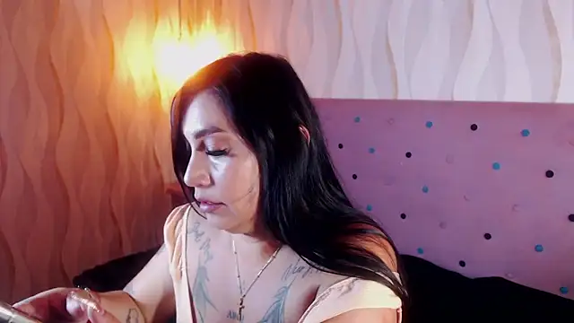 Naomi Braunx online show from 06.06.26