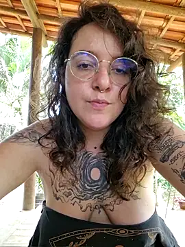 Snapshot of Blue_Liz chatting on 01.19.26 Blue Liz online show from 01.19.26