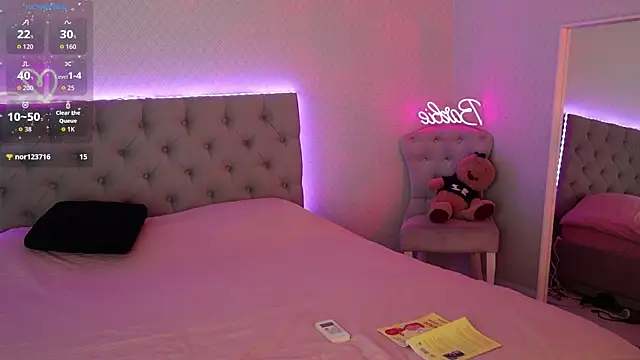 Katherinepinke online show from 09.25.25