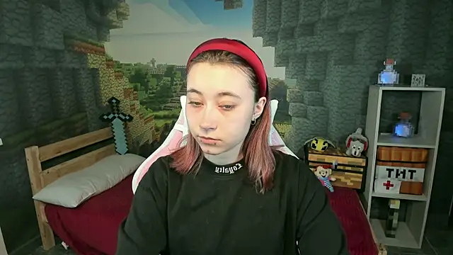 Snapshot of ClaraParks chatting on 01.14.26 ClaraParks online show from 01.14.26