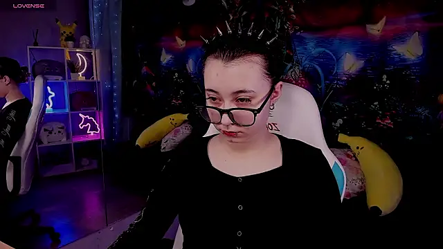 Snapshot of ClaraParks chatting on 03.14.26 ClaraParks online show from 03.14.26