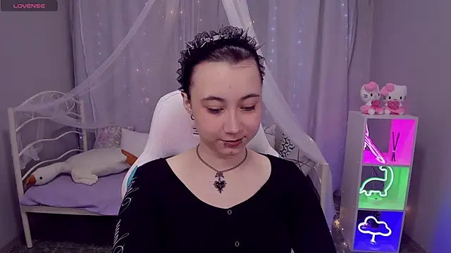 ClaraParks online show from 04.24.26