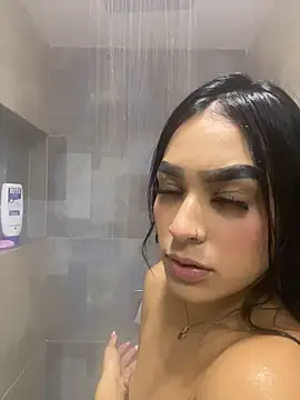 Snapshot of Dakota-Mitchell chatting on 12.13.25 Dakota-Mitchell online show from 12.13.25