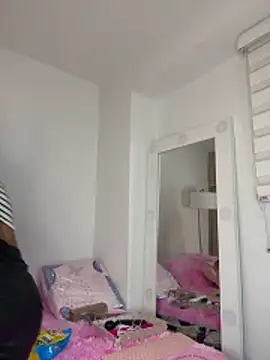  Zahara  online show from 12.22.25