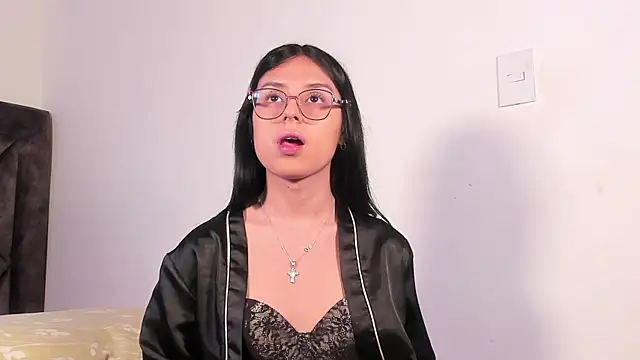 SamanthaRivas  online show from 09.21.25