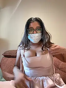 Snapshot of desitease chatting on 03.13.26 desitease online show from 03.13.26