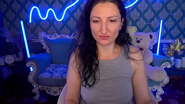 MissRossi online show from 10.08.25