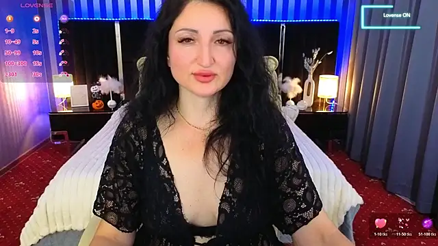 MissRossi online show from 11.04.25