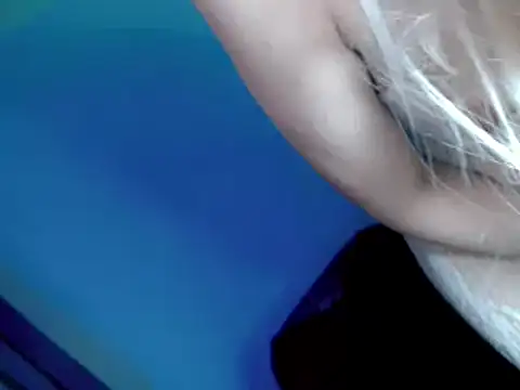 Snapshot of coffe_cat28 chatting on 09.12.25 coffe cat28 online show from 09.12.25