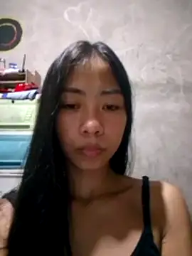 Snapshot of SweetMissPinay18 chatting on 06.01.26 SweetMissPinay18 online show from 06.01.26