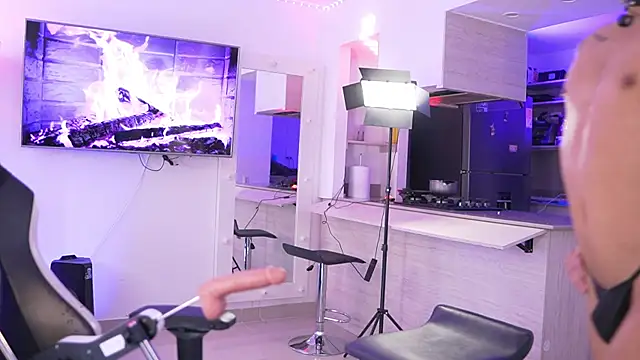 sebas palacioo online show from 09.23.25