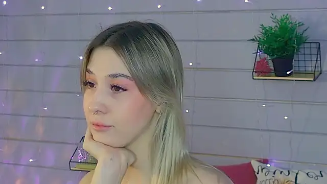 Snapshot of Bella_svon chatting on 02.02.26 Bella svon online show from 02.02.26