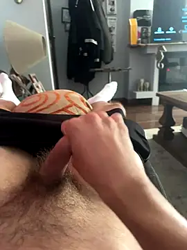 Snapshot of hools91 chatting on 10.13.25 hools91 online show from 10.13.25