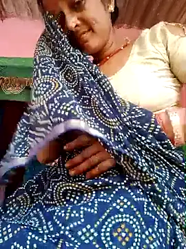 Snapshot of Cutreet chatting on 09.20.25 Cutreet online show from 09.20.25