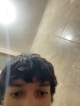 Snapshot of javi_fer chatting on 12.17.25 javi fer online show from 12.17.25