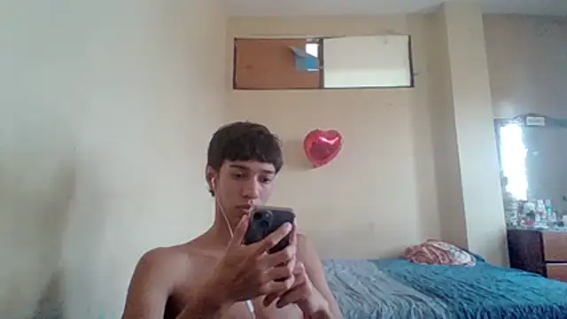 Snapshot of javi_fer chatting on 01.06.26 javi fer online show from 01.06.26