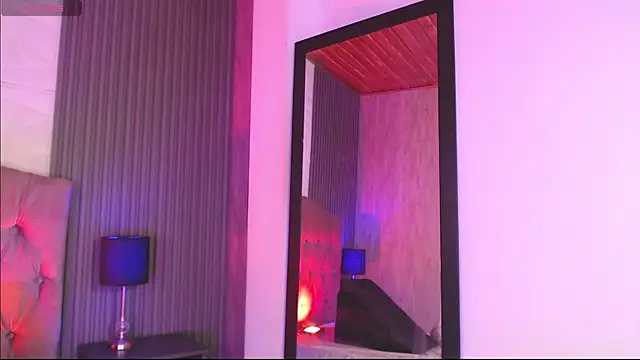 Snapshot of Bonnali_lune chatting on 11.13.25 Bonnali lune online show from 11.13.25