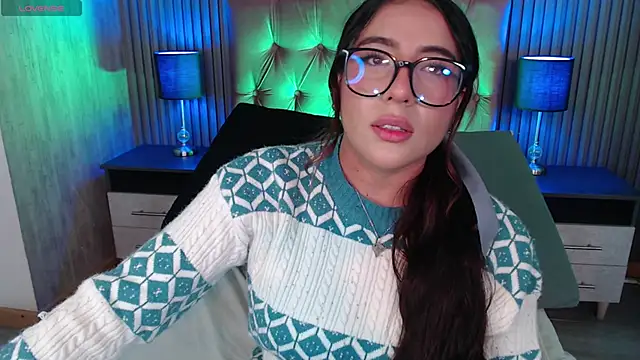 Snapshot of Bonnali_lune chatting on 12.04.25 Bonnali lune online show from 12.04.25