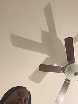 Snapshot of MsSuperWettt chatting on 10.09.25 MsSuperWettt online show from 10.09.25