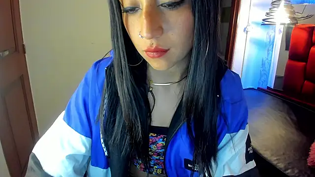 Snapshot of Sheilly_brown chatting on 09.14.25 Sheilly brown online show from 09.14.25