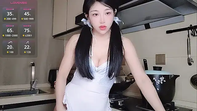 Coco--01 online show from 09.22.25