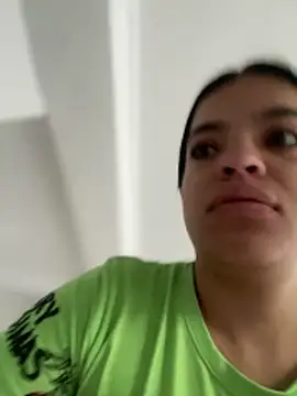 JuanitaMore01 online show from 12.19.25