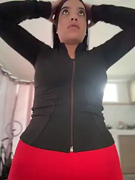 JuanitaMore01 online show from 05.16.26