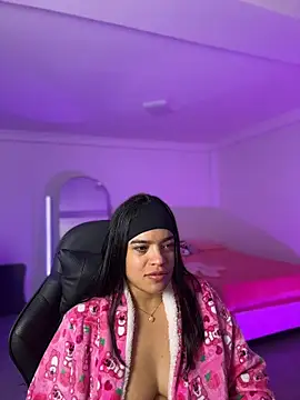 JuanitaMore01 online show from 06.08.26