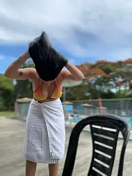 JuanitaMore01 online show from 06.24.26