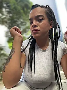 JuanitaMore01 online show from 07.14.26