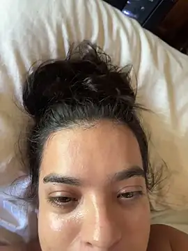 JuanitaMore01 online show from 07.28.26