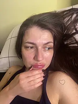 Cute Erika online show from 10.31.25