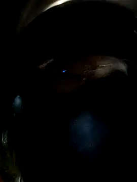 Snapshot of DarkHoneyy chatting on 10.24.25 DarkHoneyy online show from 10.24.25