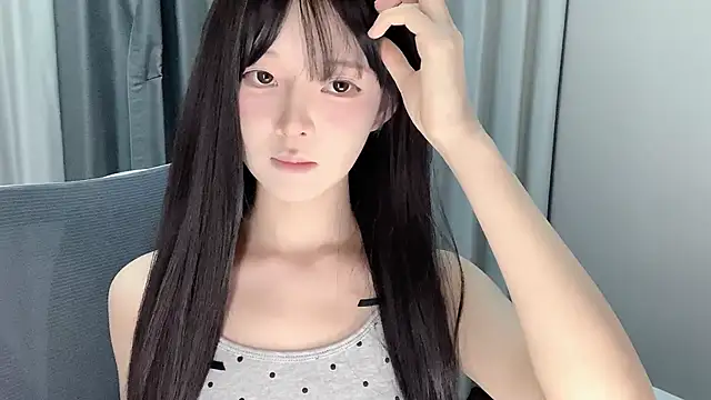 Snapshot of EnEn_xiaobao chatting on 11.15.25 EnEn xiaobao online show from 11.15.25