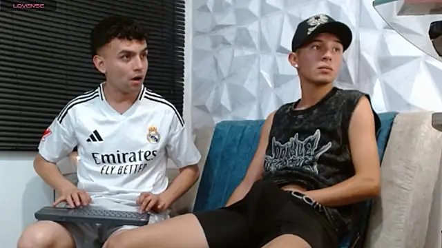 Isaac tan online show from 12.14.25