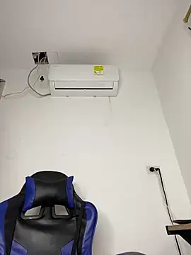 Rousevans  online show from 11.14.25