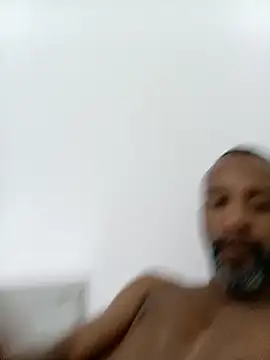 Snapshot of Pretin_Maroto chatting on 11.02.25 Pretin Maroto online show from 11.02.25