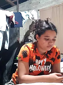 Violethroos online show from 10.11.25