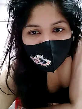 Snapshot of Nusrat-N chatting on 11.29.25 Nusrat-N online show from 11.29.25